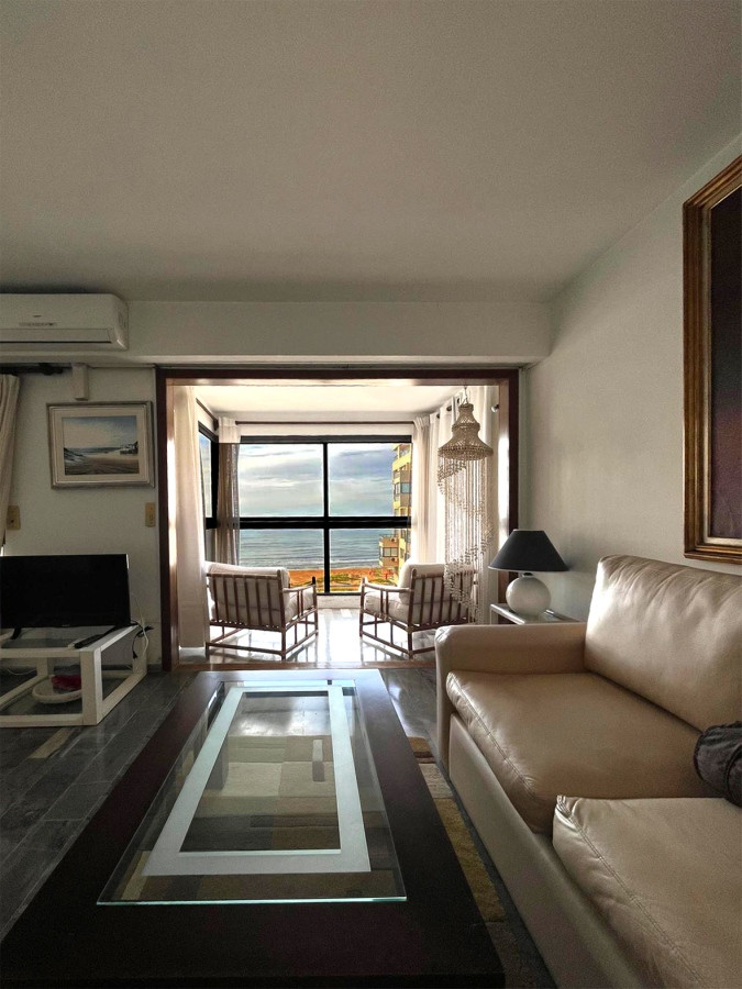 Apartamento 3 dormitorios con vista al mar, parada 2 de la brava