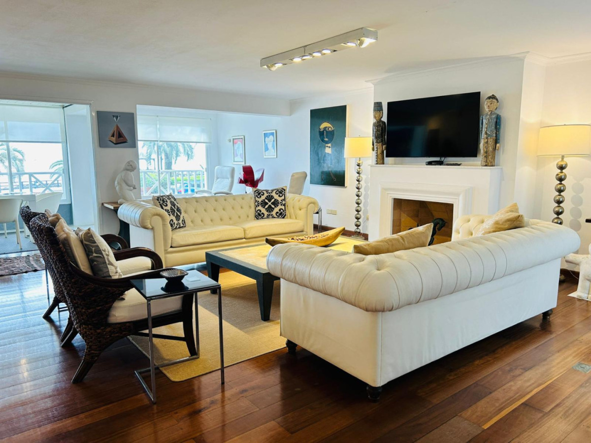 Apartamento en Venta - Punta del Este