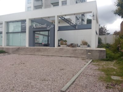 Alquiler local comercial