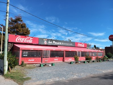 Local comercial con terreno esquina ROOSEVELT