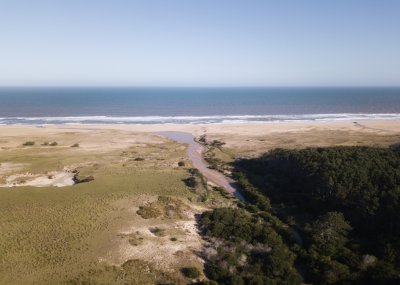 CAMPO 235 HAS Oceano Atlantico ROCHA