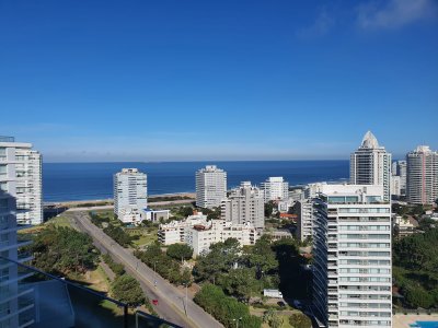 Gran Oportunidad de compra, Edificio ONE, piso alto con espectacular vista