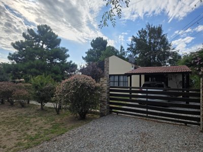 Hermosa casa en Pinares en alquiler anual