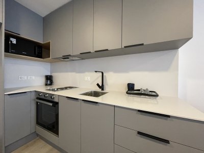 ALQUILER - APARTAMENTO UN DORMITORIO AMOBLADO - PISO ALTO, VISTA ABIERTA - AMENITIES PREMIUM 