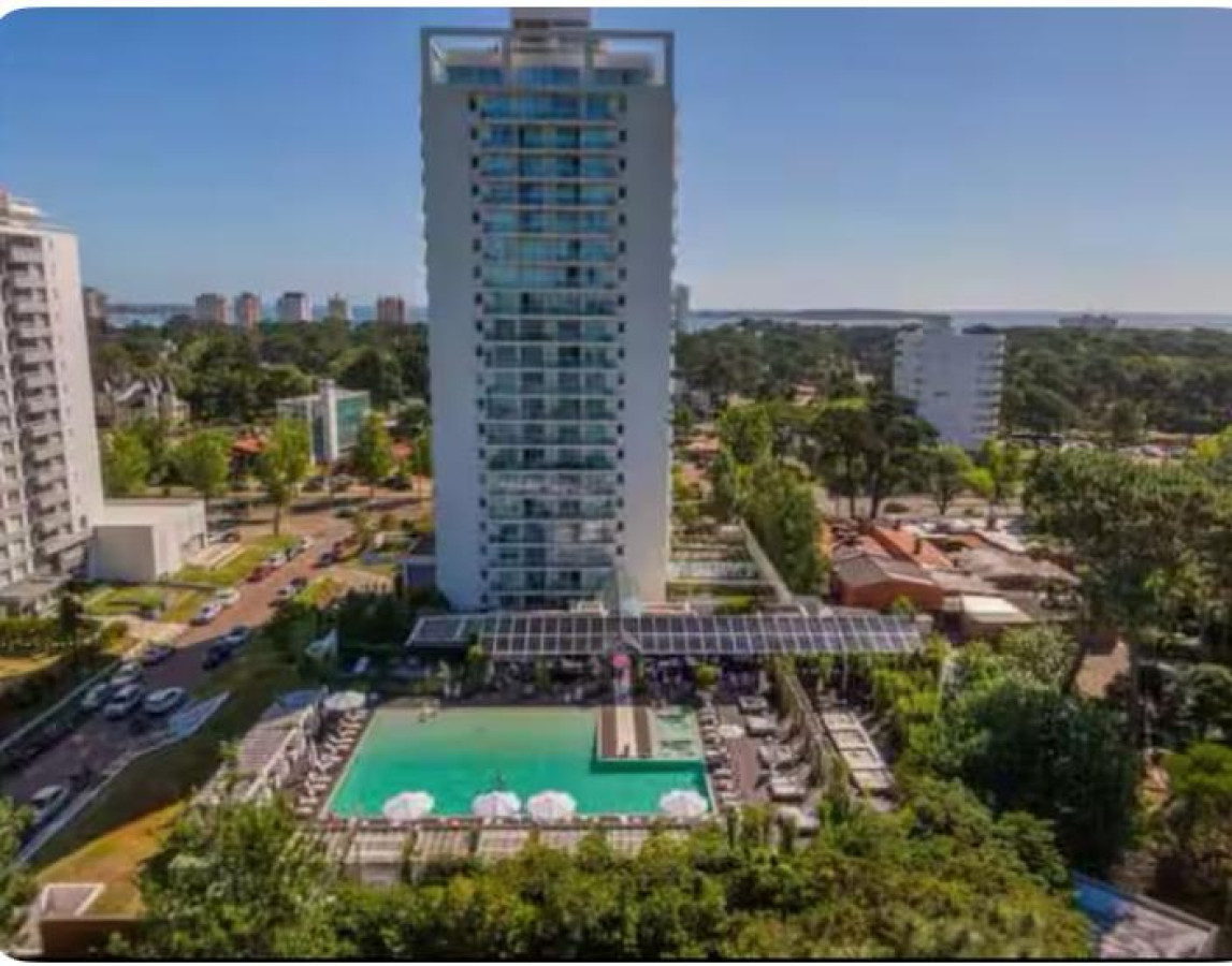 VENTA - APARTAMENTO 1 DORMITORIO - COCHERA Y BAULERA - FULL AMENITIES - MANSA - PUNTA DEL ESTE 