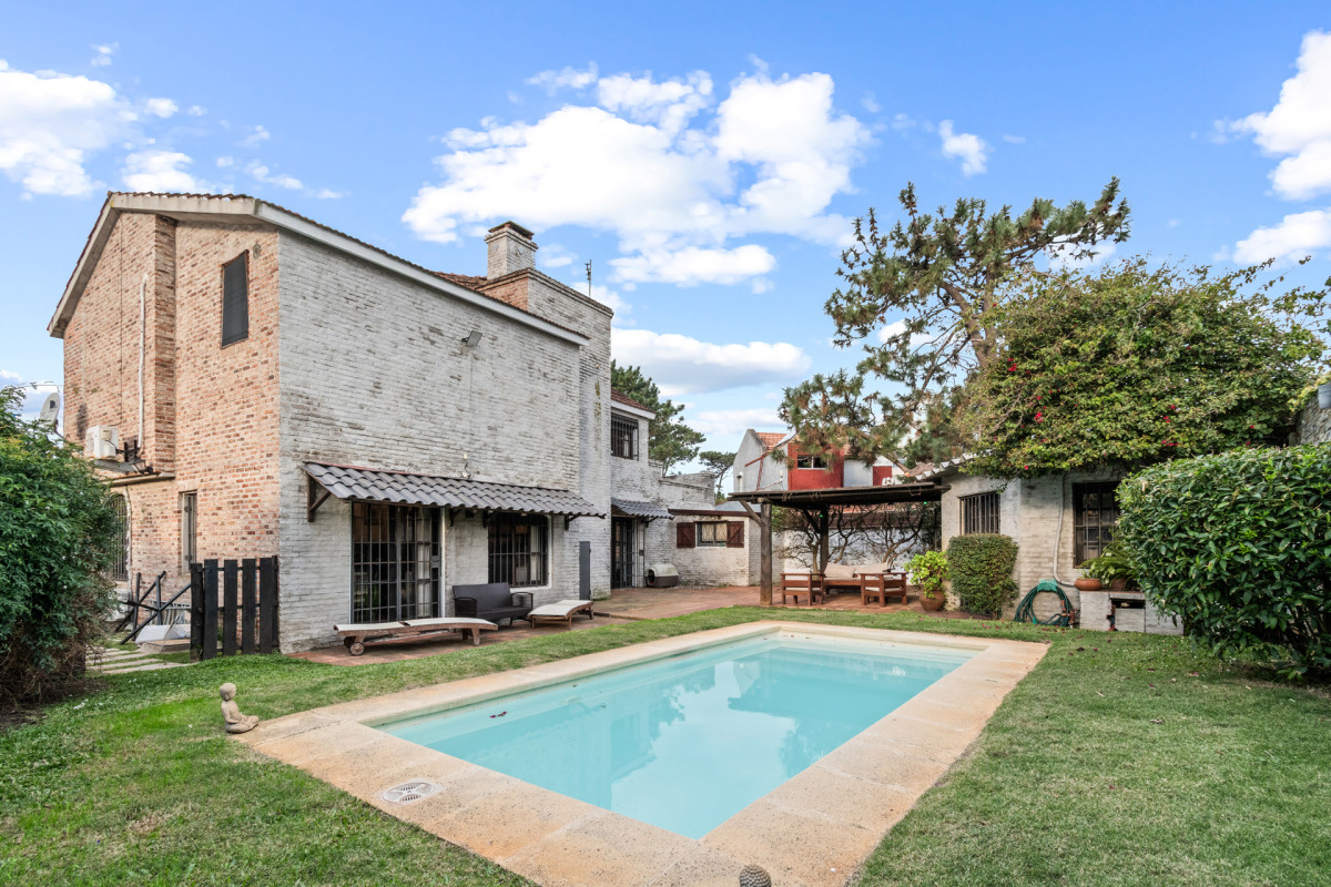 Hermosa residencia a pasos de la Rambla