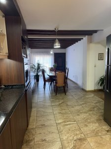 Centro comercial, ideal oficina o vivienda