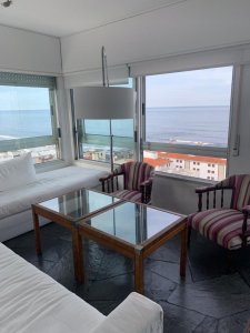 Espectacular apartamento en venta en Punta del Este con hermosa vista a la Playa Brava y a playa Mansa 