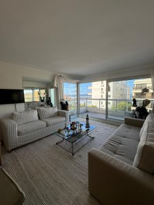 Divino apartamento en venta en el corazon de la península a pasos del mar 