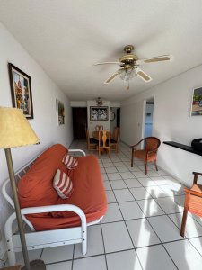 Espectacular apto en venta en OPORTUNIDAD en Aidy Grill, Punta del Este CON EXCELENTE SOL