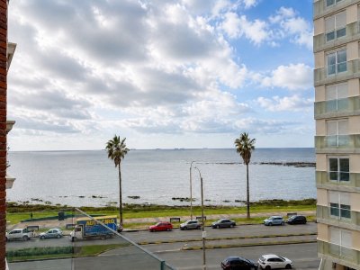 Venta Monoambiente a estrenar con terraza y vista al mar, en Punta Carretas.