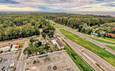 Venta Terreno en dos padrones de 3296 m2 totales, en Barra de Carrasco.
