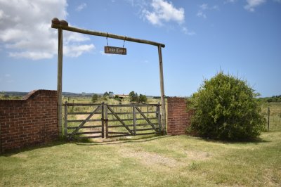 VENTA CAMPO GANADERO - TURÍSTICO 