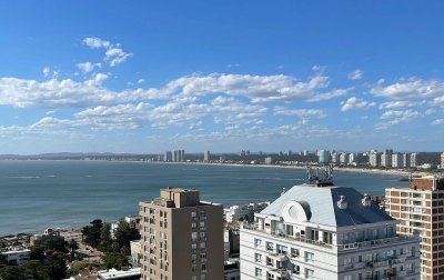 Alquiler temporario Apartamento 2 dormitorios en Península, Punta del Este.