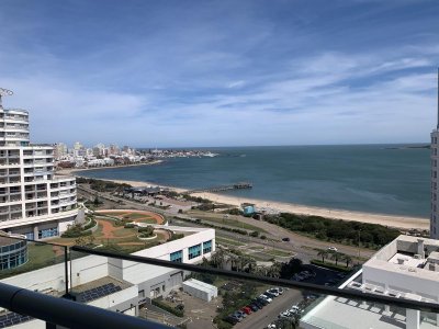 Venta Apartamento 2 dormitorios en Playa Mansa, Punta del Este.