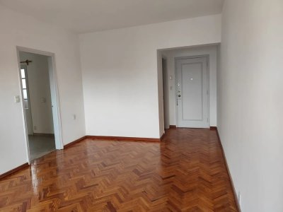 Alquiler o Venta Apartamento 2 Dormitorios Ciudad Vieja