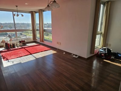 Venta Apartamento 2 Dormitorios Malvin con garaje