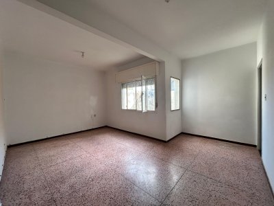 Venta Apartamento 2 Dormitorios Tres Cruces