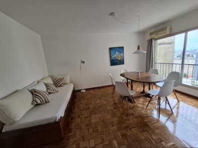 Alquiler Apartamento Amoblado 2 Dormitorios Ciudad Vieja