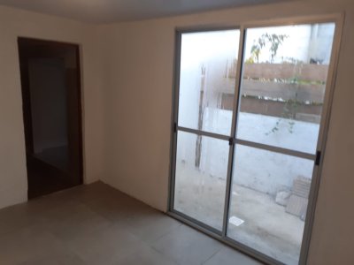 Alquiler Apartamento 1 Dormitorio Prado con Patio y Galpon