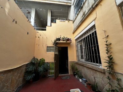 Venta Apartamento 1 Dormitorio Barrio Sur con Patio