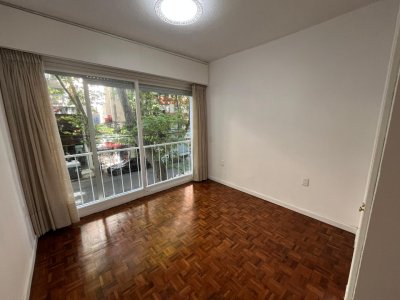 Alquiler Apartamento 4 Dormitorios Pocitos con terraza