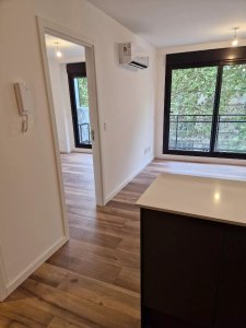 Alquiler Apartamento 1 Dormitorio Pocitos con balcón y garaje  