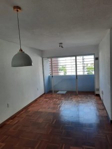Alquiler Apartamento 2 Dormitorios Tres Cruces con garaje
