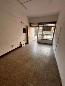 Venta con Renta Apartamento 1 Dormitorio o Local Cordon