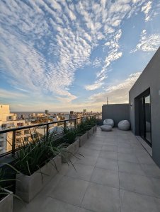 Alquiler Monoambiente Cordon con patio