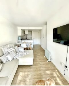 Venta con Renta Apartamento 2 Dormitorios Barrio Sur Balcon