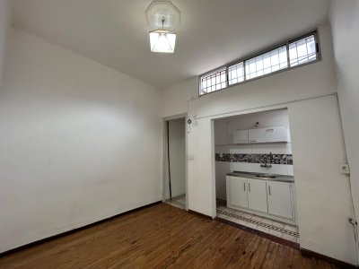Alquiler Apartamento 2 Dormitorios Centro Balcón