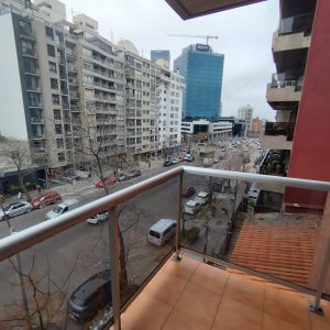 Alquiler Apartamento Monoambiente Pocitos con Balcon