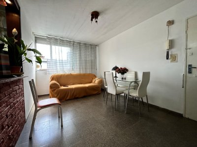 Venta Apartamento 3 Dormitorios Mercado Modelo Parrillero 