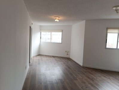 Alquiler Apartamento 1 Dormitorio Punta Carretas con cochera