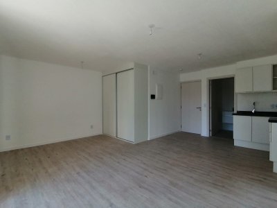 Apartamento Alquiler Monoambiente Parque Batlle Gran Balcón