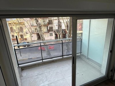 Alquiler Apartamento Monoambiente Parque Rodo con balcon