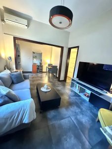 Alquiler Casa 3 Dormitorios Pocitos con patio y cochera