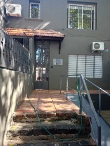Alquiler o Venta Casa ideal Empresa La Blanqueada 160m2