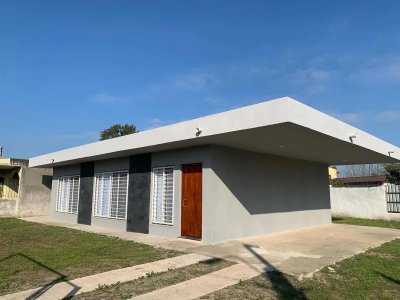 Venta Casa Nueva 3 Dormitorios Parque Carrasco