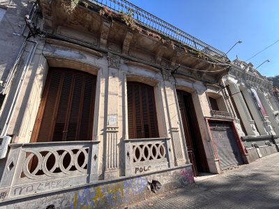 Venta Casa 10 Dormitorios Parque Rodó Inversion Constructora
