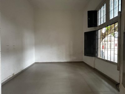 Alquiler Casa 3 Dormitorios Goes con patio 