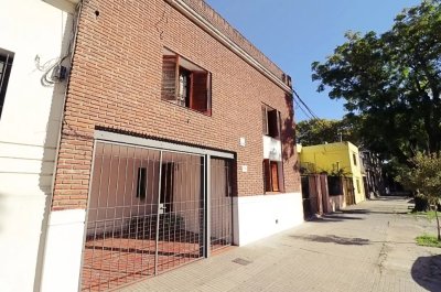 Venta Casa 3 Dormitorios Atahualpa con Azotea y Patio