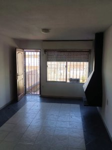 Alquiler Casa 2 Dormitorios Unión con Patio