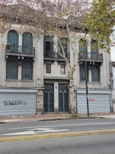 Venta Terreno Propiedad de 40 Habitaciones y 2 Locales Aguada