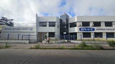 Venta o Alquiler Impresionante Local Comercial La Blanqueada