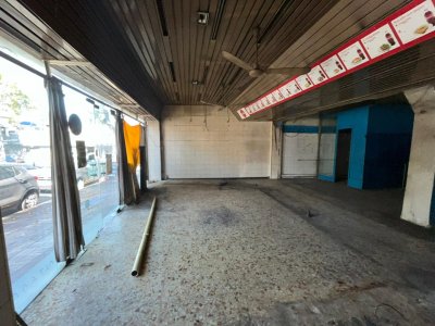 Alquiler Gran Local Comercial ideal Empresa Importante 564m2