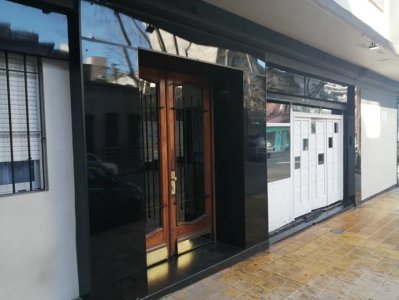 Alquiler Precioso Local con Vivienda Centro 64m2 