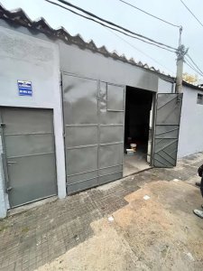 Alquiler Local, Taller o Deposito Brazo Oriental 70m2