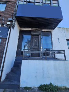 Alquiler o Venta Local o Vivienda Malvin 75m2 en dos plantas